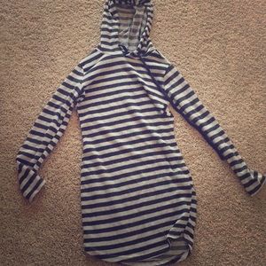 Tight hooded long sleeve tunic